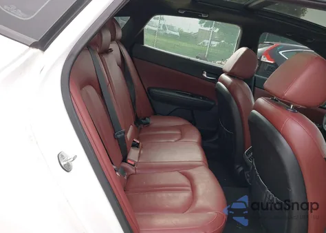 2016 Kia Optima Sx Turbo z USA, uszkodzony, nr VIN 5XXGW4L24GG016342